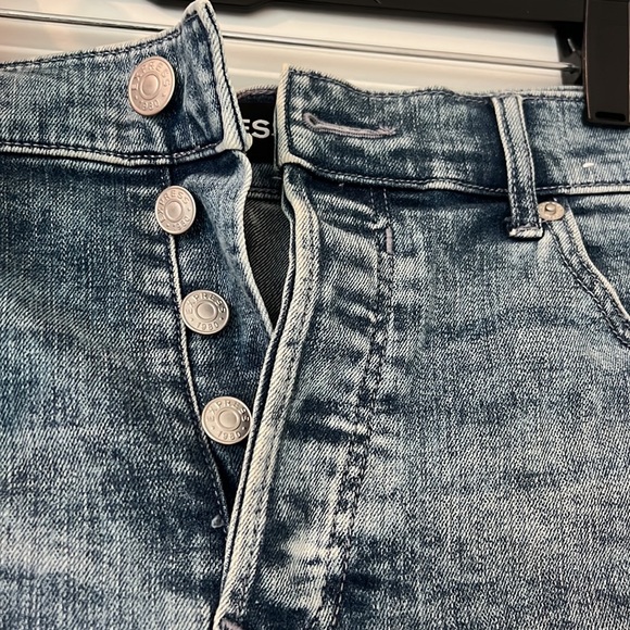 Denim shorts - Picture 2 of 3